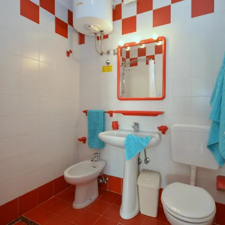 Apartment Urano *